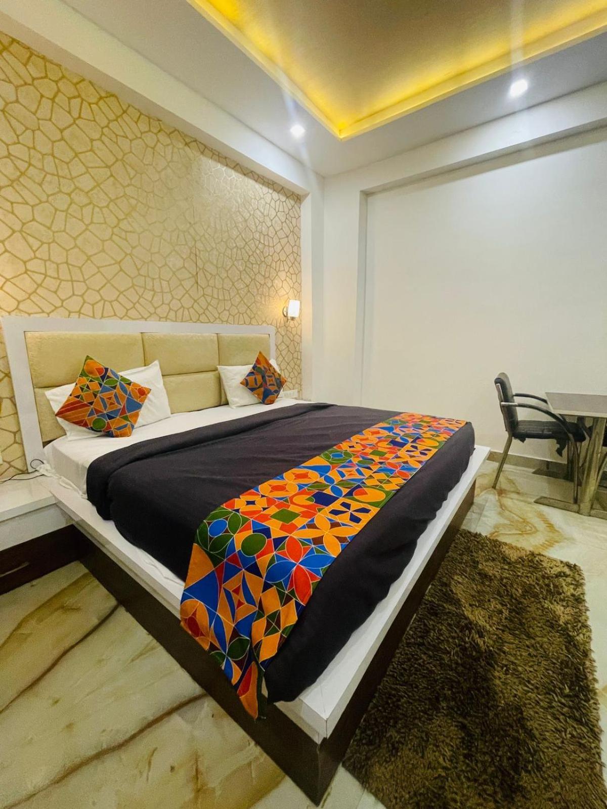 Hotel Olivia Star Taj Tājganj エクステリア 写真